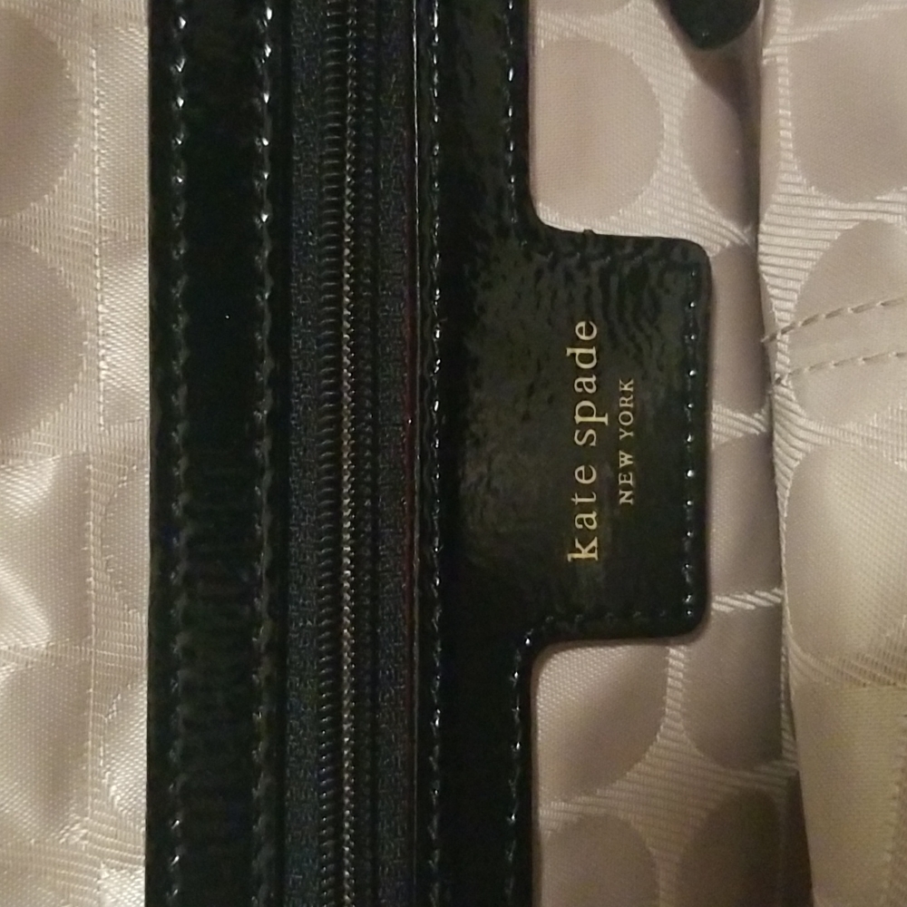 🚫SOLD🚫 Kate Spade purse - Picture 3 of 5